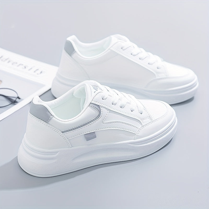 Sikkes fehér sneaker könnyű kényelemmel