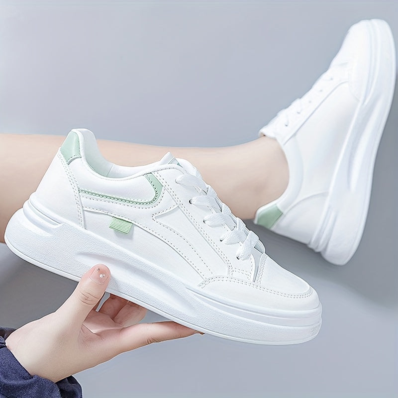 Sikkes fehér sneaker könnyű kényelemmel