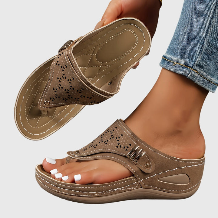 Anikó | Flip-flop papucs