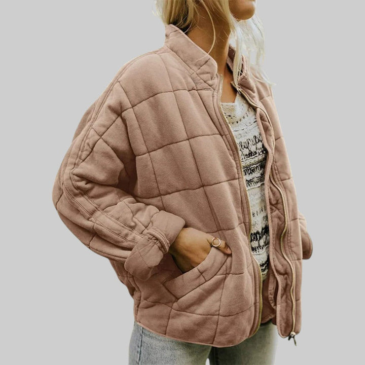 Júlia™ | Elegáns, bő fazonú steppelt kabát