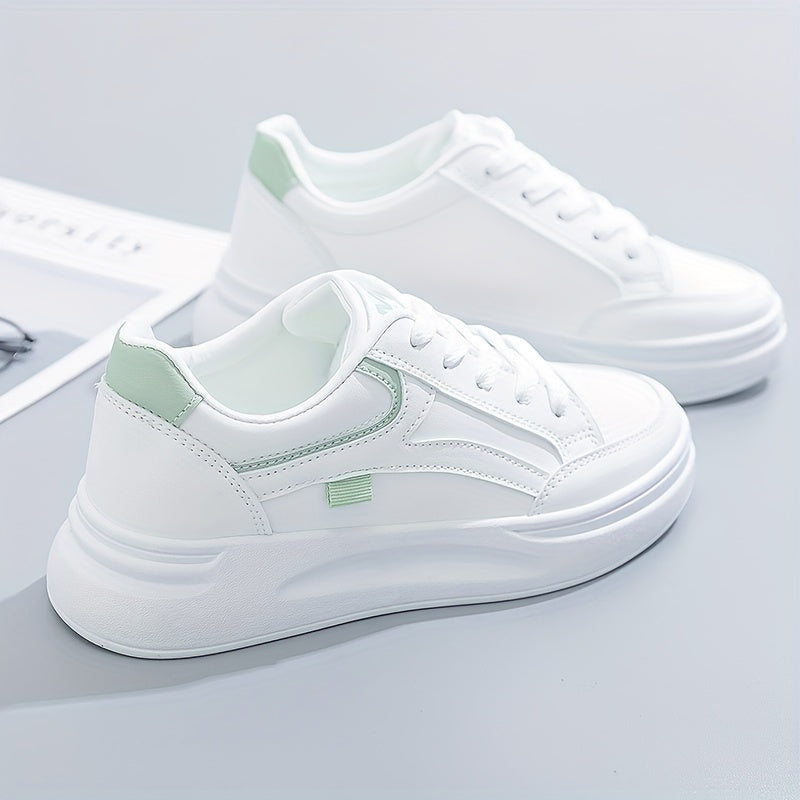 Sikkes fehér sneaker könnyű kényelemmel