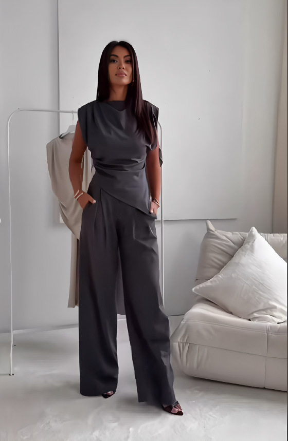Sarolt | Elegáns lezserség