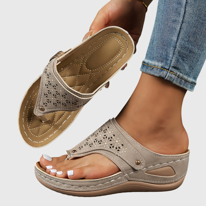 Anikó | Flip-flop papucs