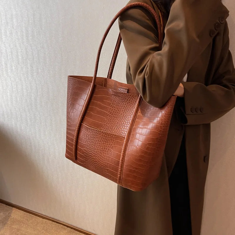 Krisztina™ | Elegáns válltáska