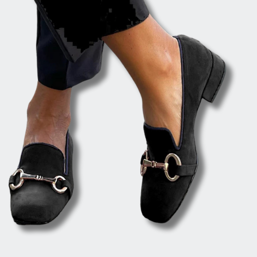 Lilla™ | Elegáns csatos mokaszin