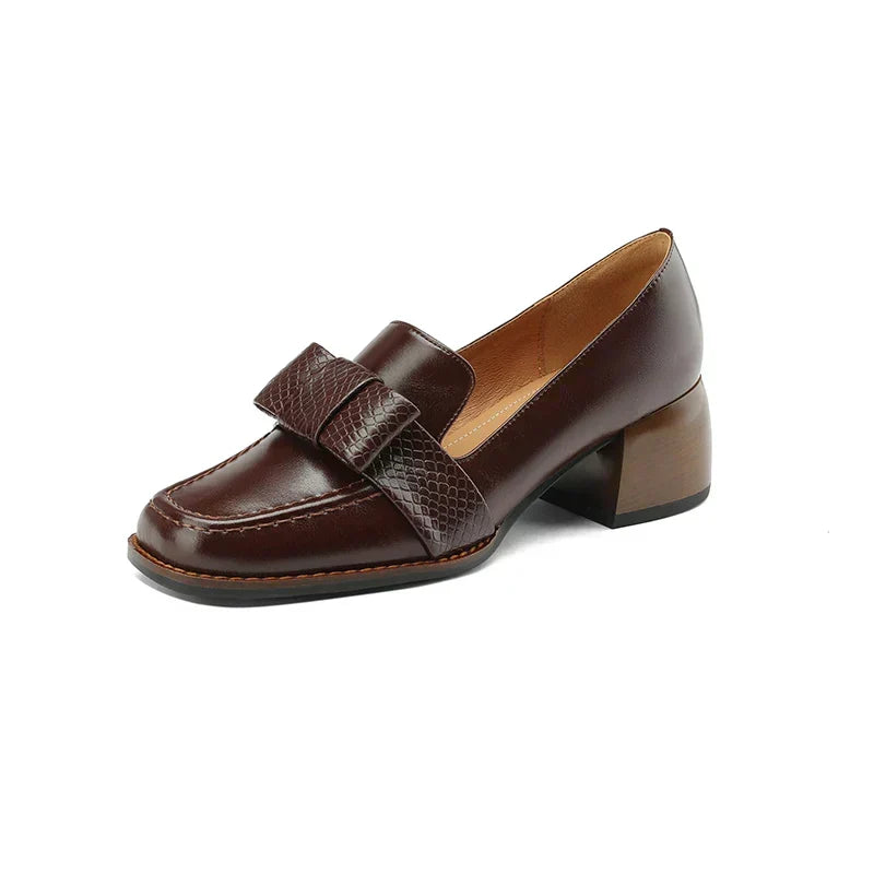 Contessa csomós loafer