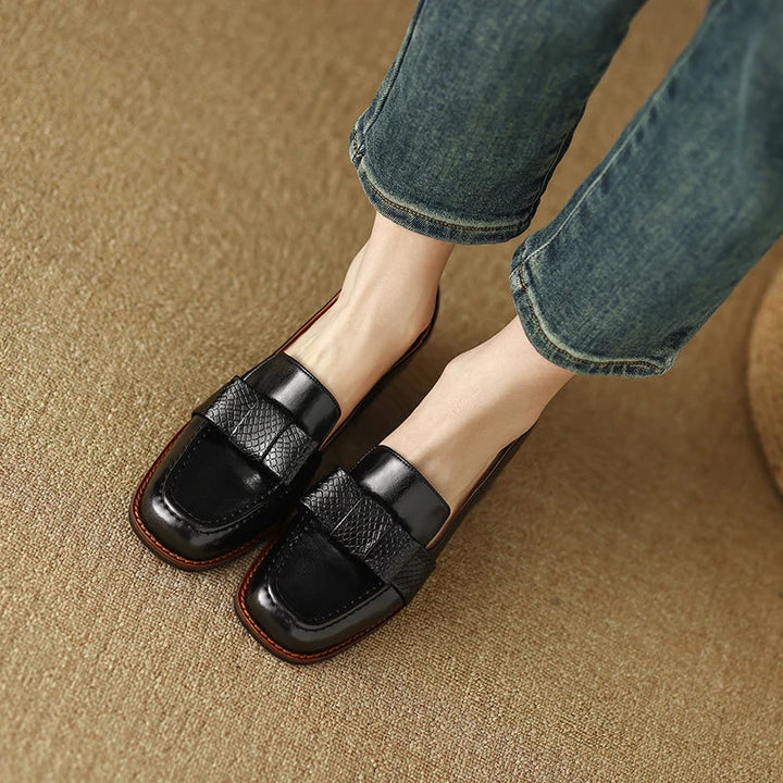 Contessa csomós loafer