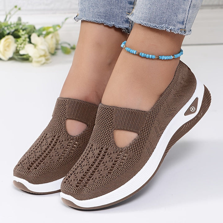 Kényelmes belebújós sneaker stabil fazonban